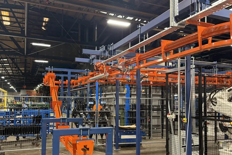 October 2026 - Proyecto de transportador MCM Autotrack para fabricante de componentes automotrices